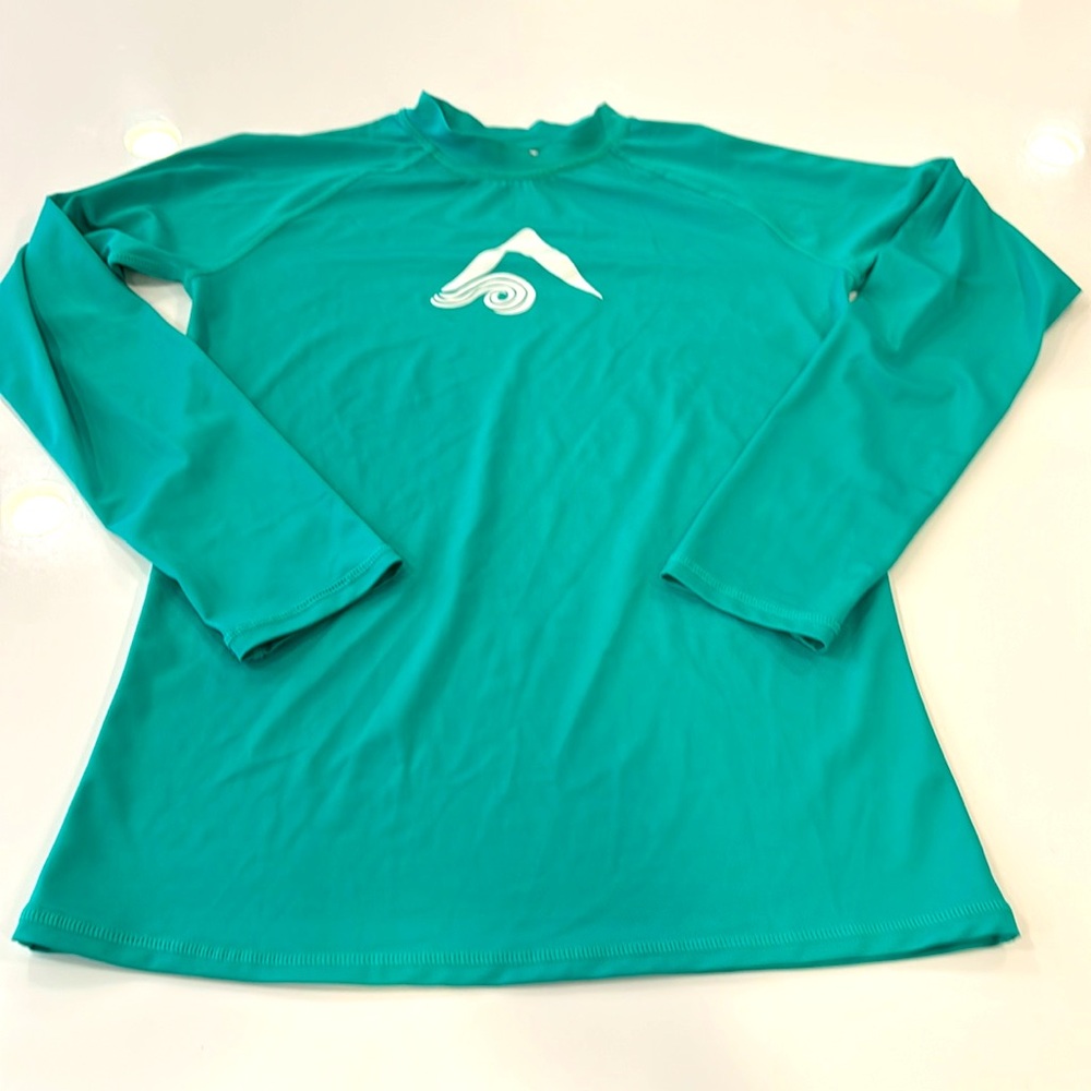 Kanu Surf swim shirt size S